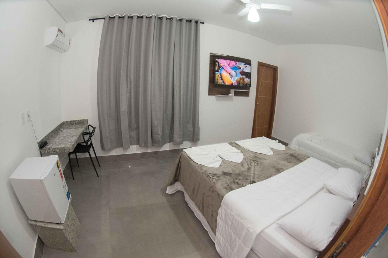 Hotel Esmeralda Verde Teófilo Otoni エクステリア 写真
