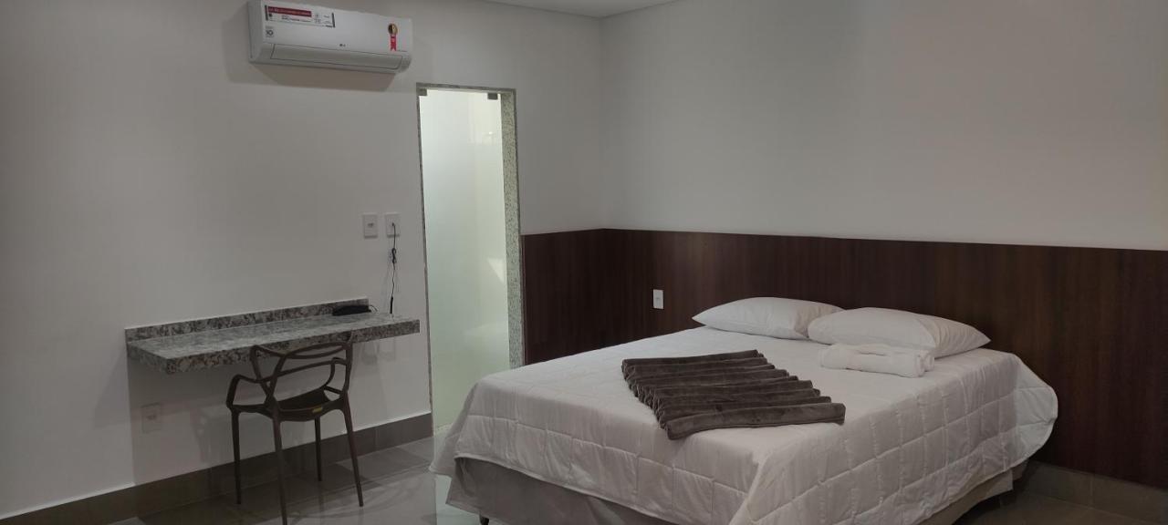 Hotel Esmeralda Verde Teófilo Otoni エクステリア 写真