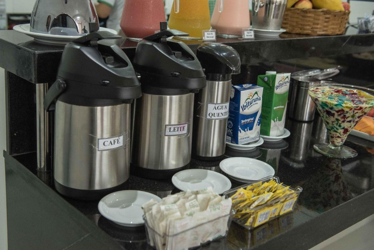 Hotel Esmeralda Verde Teófilo Otoni エクステリア 写真